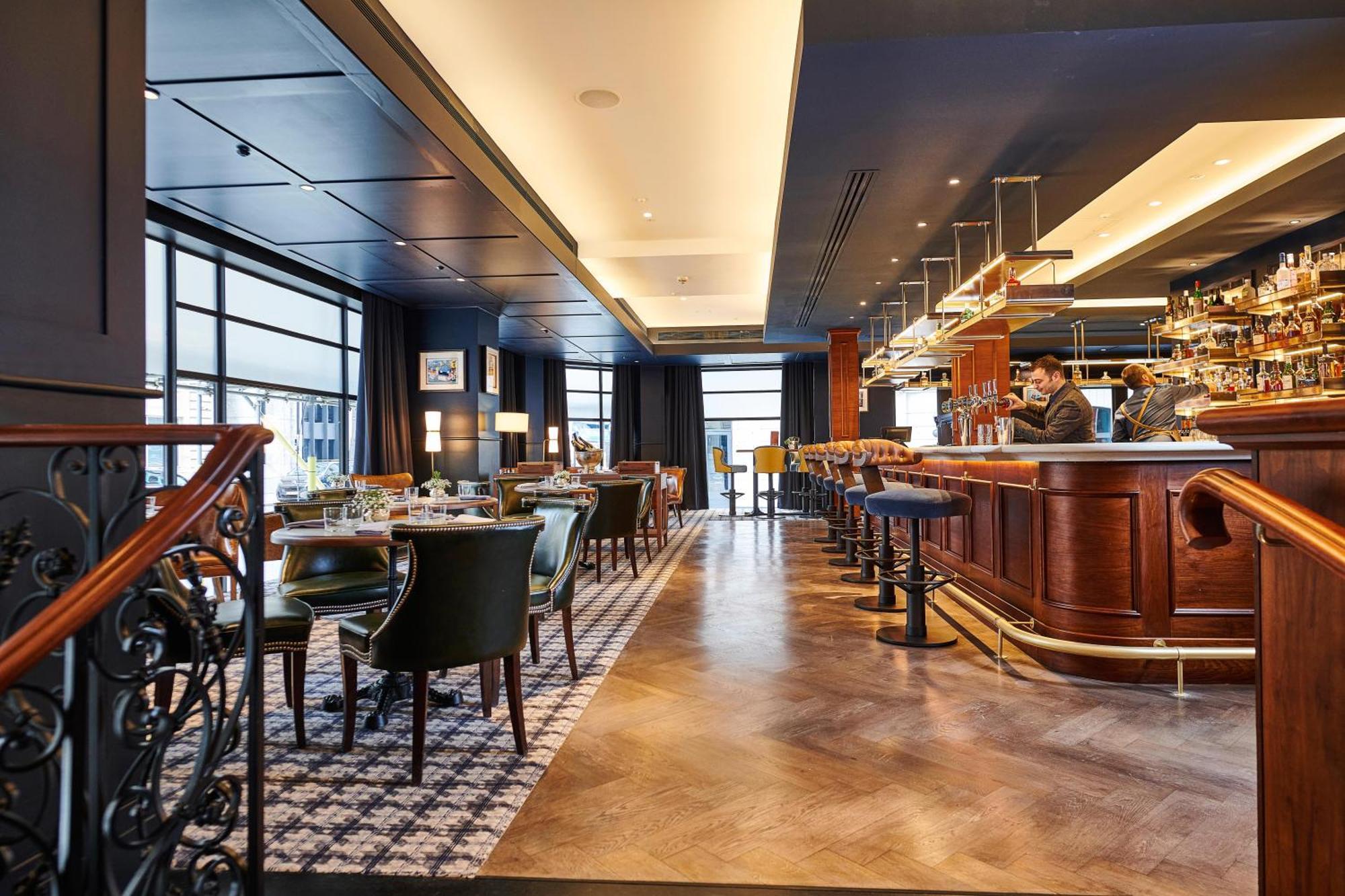 Conrad London St James Экстерьер фото The Bar at The Ivy Temple Row