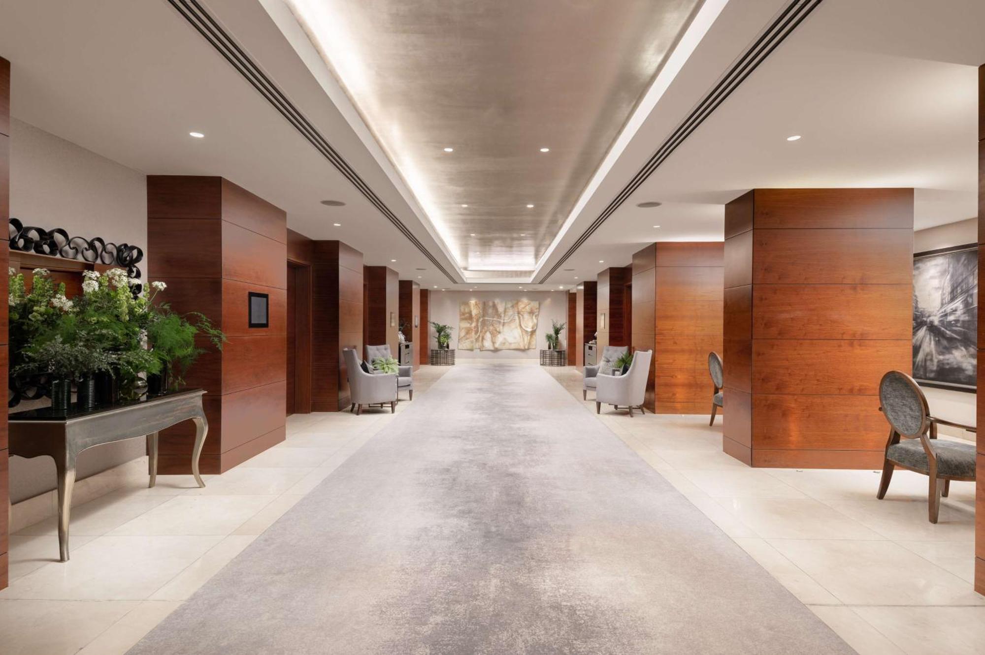 Conrad London St James Экстерьер фото The interior of the hotel